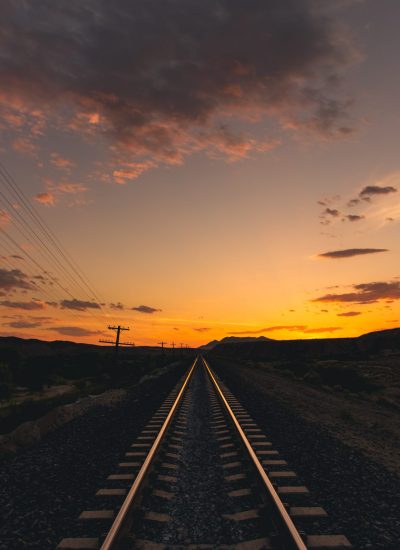 railroad-tracks-stretching-towards-the-horizon-dur-2023-11-27-05-18-22-utc